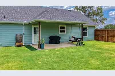 1025 Hereford Drive, Springtown, TX 76082 - Photo 28