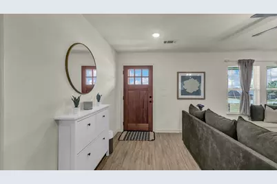 1025 Hereford Drive, Springtown, TX 76082 - Photo 4