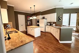 837 Glen Garry Dr, Flower Mound, TX 75022 - Photo 10