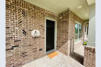 237 Eaglewood Drive, Flower Mound, TX 75028 - Photo 2