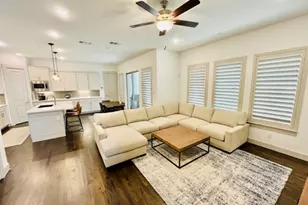237 Eaglewood Dr, Flower Mound, TX 75028 - Photo 4