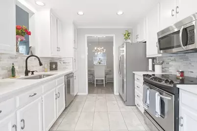 17365 Remington Park Circle, Dallas, TX 75252 - Photo 10