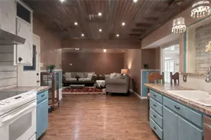 808 Hilltop Dr, Weatherford, TX 76086 - Photo 8
