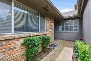 9624 Highland View Dr, Dallas, TX 75238 - Photo 2