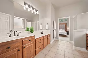 2510 Kodiak Cir, Euless, TX 76039 - Photo 18