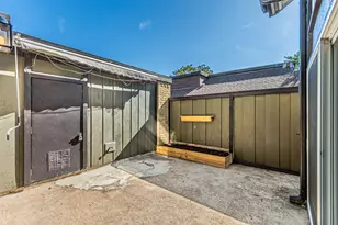 4643 Country Creek Dr, Dallas, TX 75236 - Photo 4