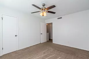 4643 Country Creek Dr, Dallas, TX 75236 - Photo 24