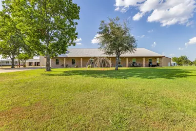 1590 Farm Road 2352, Sumner, TX 75486 - Photo 2