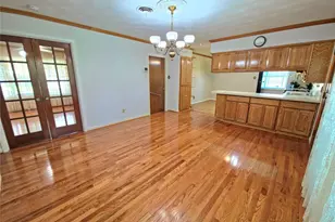 2522 Robin Ln, Garland, TX 75041 - Photo 12