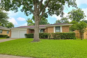 2522 Robin Ln, Garland, TX 75041 - Photo 2