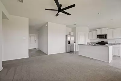 621 Spaulding Street, Justin, TX 76247 - Photo 2