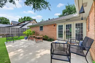 2838 Ermine Way, Farmers Branch, TX 75234 - Photo 24