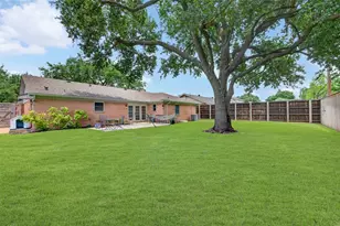2838 Ermine Way, Farmers Branch, TX 75234 - Photo 26