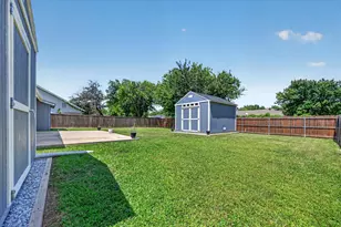 5402 Duchess Ct, Lake Dallas, TX 75065 - Photo 16