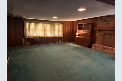 2155 Fairway Drive, Fort Worth, TX 76119 - Photo 4
