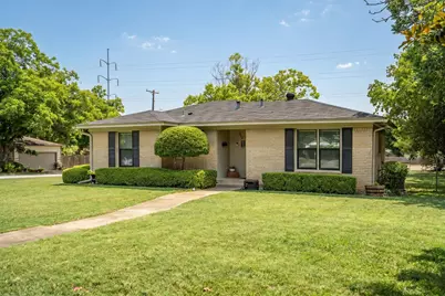 3860 W Spurgeon Street, Fort Worth, TX 76133 - Photo 2