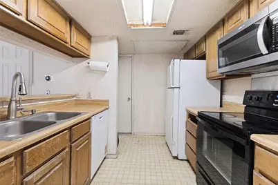 7151 Gaston Avenue #802, Dallas, TX 75214 - Photo 6