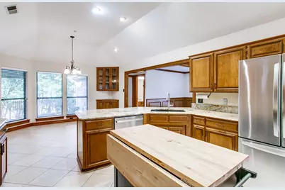 7921 Kendra Lane, North Richland Hills, TX 76182 - Photo 6