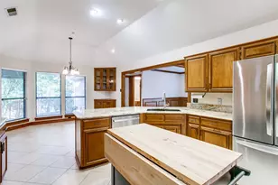 7921 Kendra Ln, North Richland Hills, TX 76182 - Photo 6