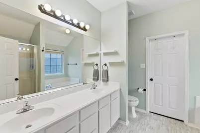 804 Tyler Court, Burleson, TX 76028 - Photo 12