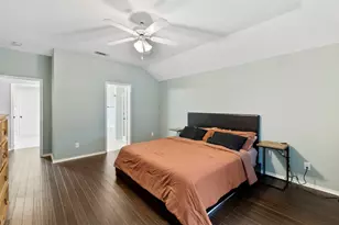 804 Tyler Ct, Burleson, TX 76028 - Photo 14