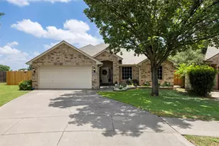 804 Tyler Ct, Burleson, TX 76028 - Photo 1