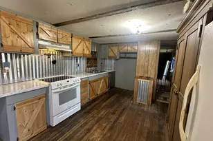 118 Rommel Ct, Springtown, TX 76082 - Photo 2