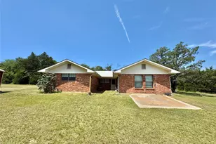 450 Woodbine Estates Rd, Gainesville, TX 76240 - Photo 1
