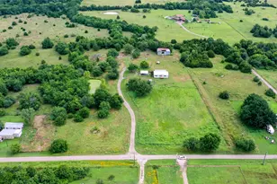 3725 Co Rd 1102, Celeste, TX 75423 - Photo 38