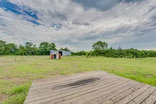 3725 Co Rd 1102, Celeste, TX 75423 - Photo 32