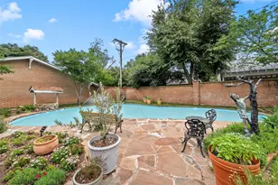 4924 Cobbs Dr, Waco, TX 76710 - Photo 18