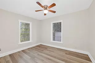 1933 Greenfield Ave, Fort Worth, TX 76102 - Photo 8
