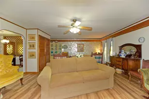 405 Meadow Dr, Gainesville, TX 76240 - Photo 30