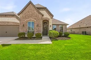 1086 Mickelson Dr, Granbury, TX 76048 - Photo 2