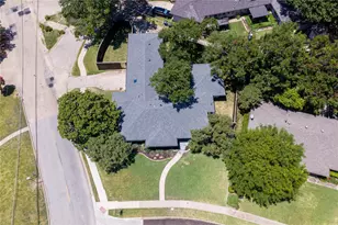 7103 Westbrook Ln, Dallas, TX 75214 - Photo 38