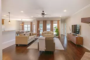 815 Chestnut Grove Dr, Cleburne, TX 76033 - Photo 2