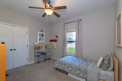815 Chestnut Grove Drive, Cleburne, TX 76033 - Photo 12