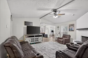 728 Lake Crest Pkwy, Azle, TX 76020 - Photo 8
