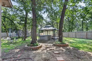 728 Lake Crest Pkwy, Azle, TX 76020 - Photo 30
