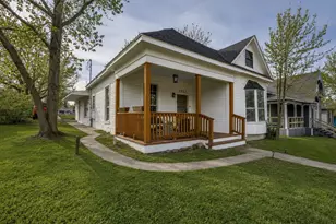 1322 Sears Street W, Denison, TX 75020 - Photo 2