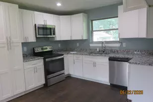 705 S Patterson St, Campbell, TX 75422 - Photo 4