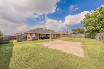 425 Madison Place, Ponder, TX 76259 - Photo 32