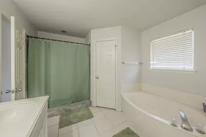 425 Madison Place, Ponder, TX 76259 - Photo 24