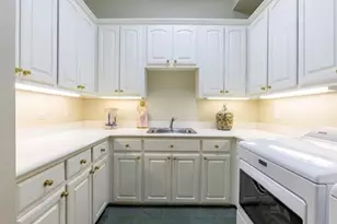 7985 Caruth Ct, Dallas, TX 75225 - Photo 12