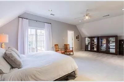 7985 Caruth Court, Dallas, TX 75225 - Photo 16