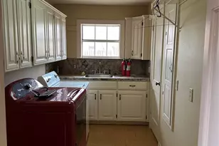 509 E Main St, Mexia, TX 76667 - Photo 16
