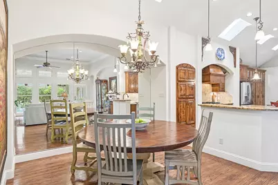 8605 Nichols Way, North Richland Hills, TX 76180 - Photo 16