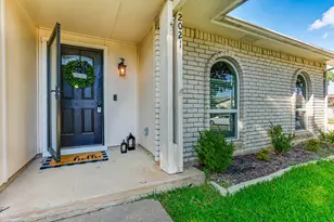 2021 Emory Oak Dr, Carrollton, TX 75007 - Photo 1