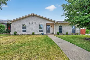 2021 Emory Oak Dr, Carrollton, TX 75007 - Photo 32