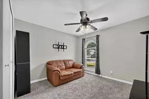 2021 Emory Oak Dr, Carrollton, TX 75007 - Photo 20